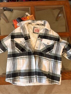 Levi's Plaid Quilted Jacket in White, Gray & Black